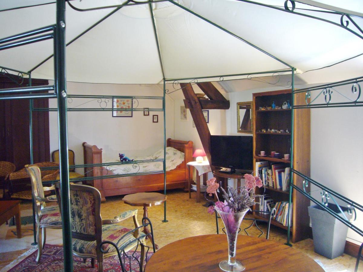 Chambres D'Hotes En Berry La Berthenoux Екстериор снимка