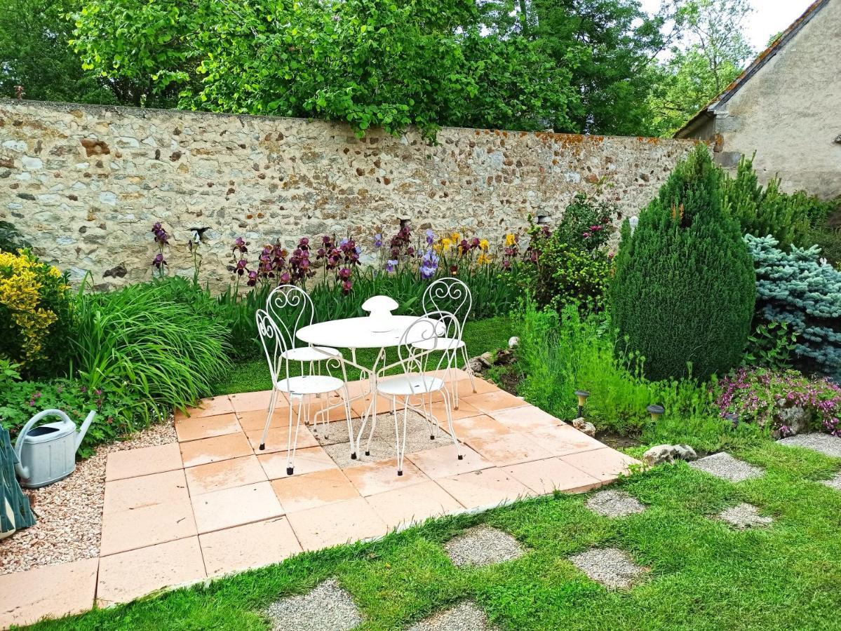 Chambres D'Hotes En Berry La Berthenoux Екстериор снимка
