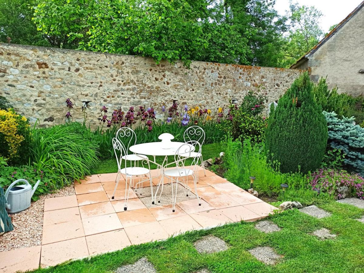 Chambres D'Hotes En Berry La Berthenoux Екстериор снимка